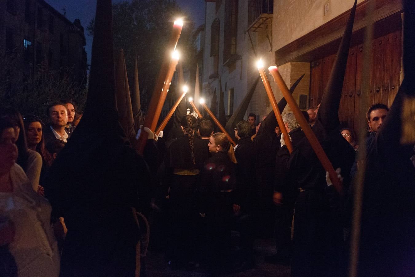 Silencio, madrugada para Granada