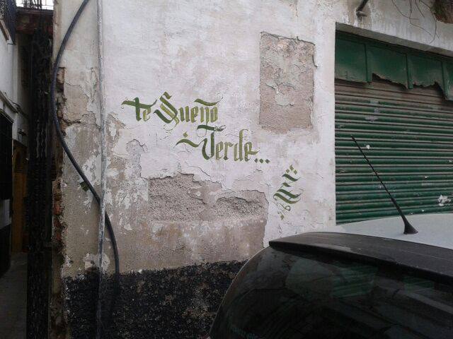 Nuevos grafitis en el Arco de las Pesas y Plaza Larga