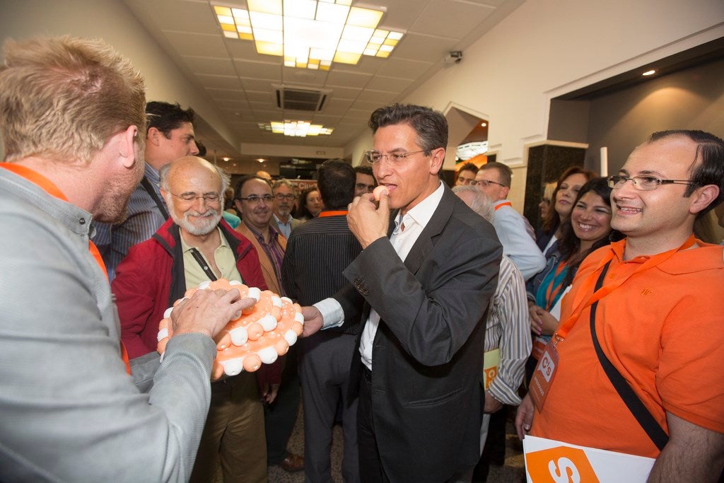 Luis Salvador: &quot;Estamos abiertos a todas las posibilidades&quot;