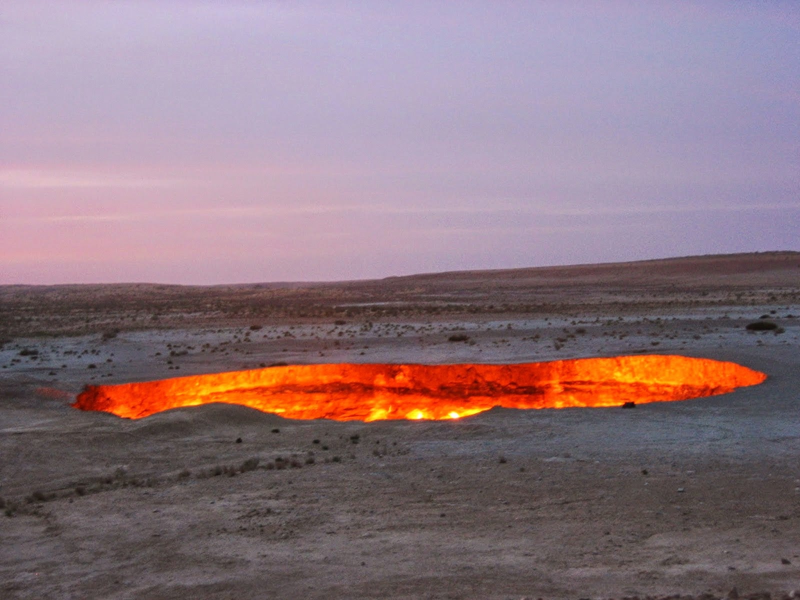 'The Burning Gates' o Las Puertas Ardientes (Turkmenistan). 