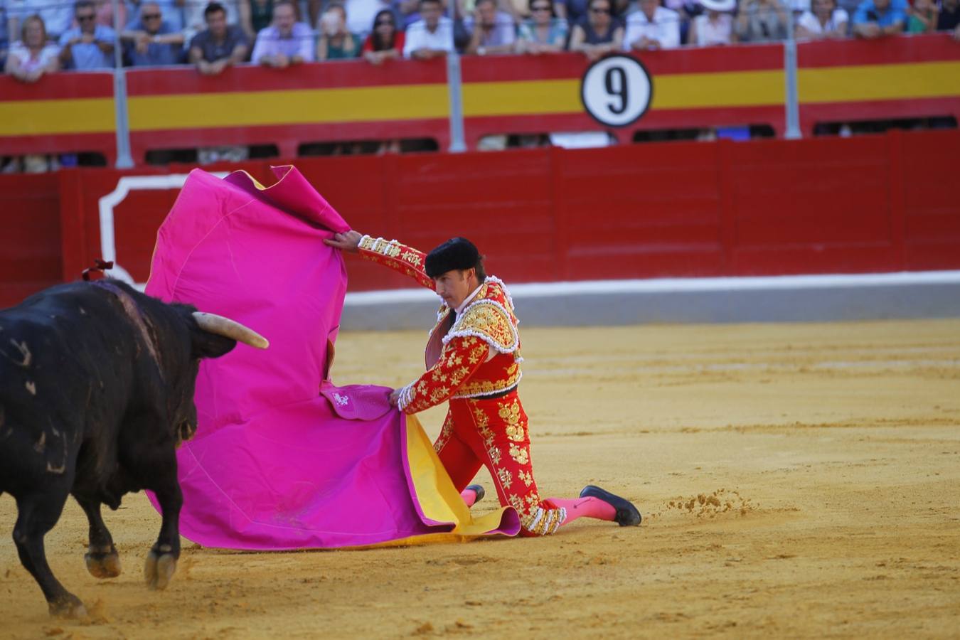 Cayetano, &#039;el Fandi&#039; y Ponce inauguran la feria taurina del Corpus