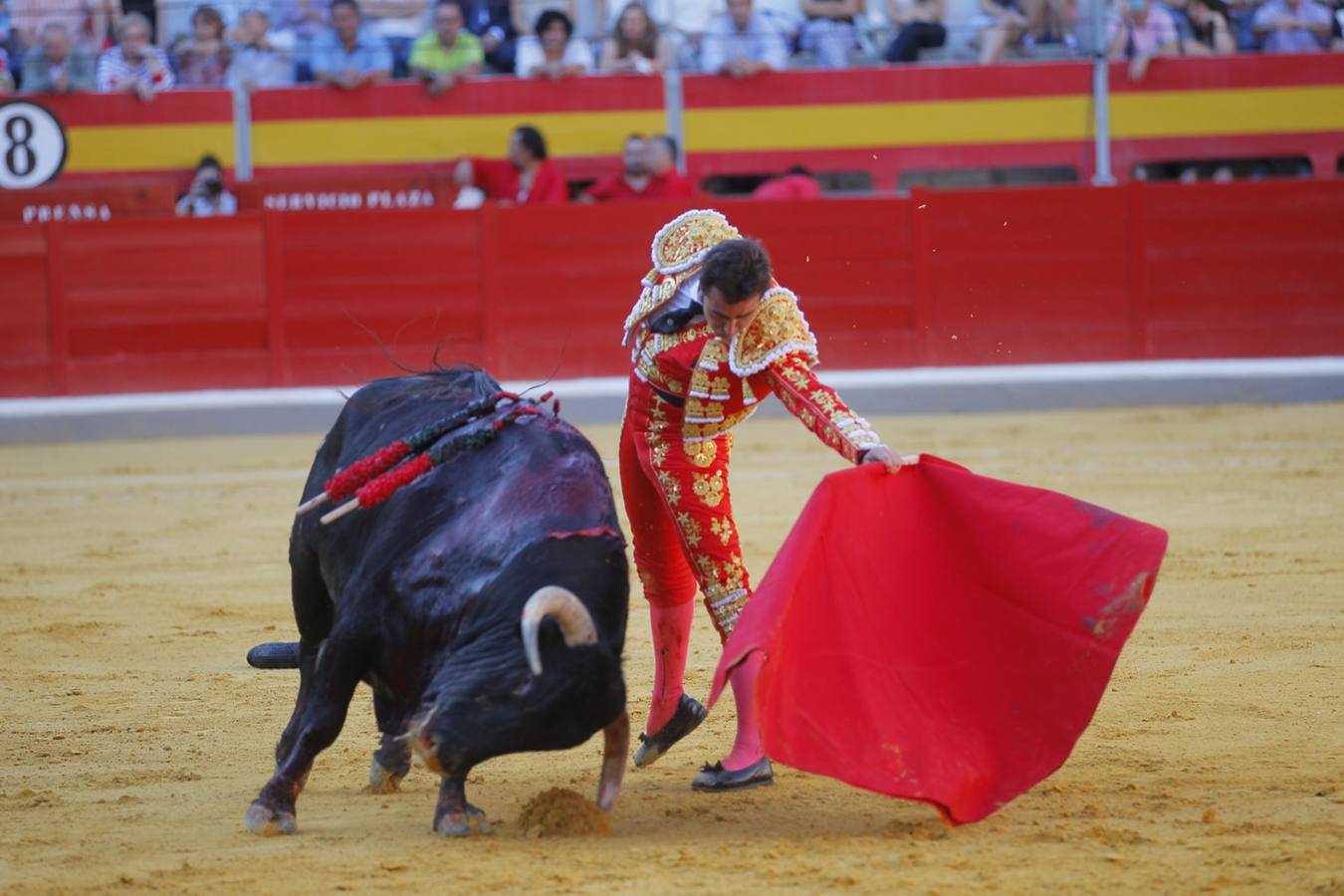 Cayetano, &#039;el Fandi&#039; y Ponce inauguran la feria taurina del Corpus