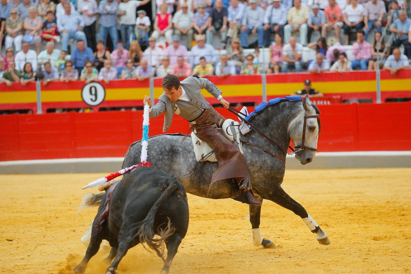 Hermoso de Mendoza pone el broche triunfal a la feria del Corpus de Granada