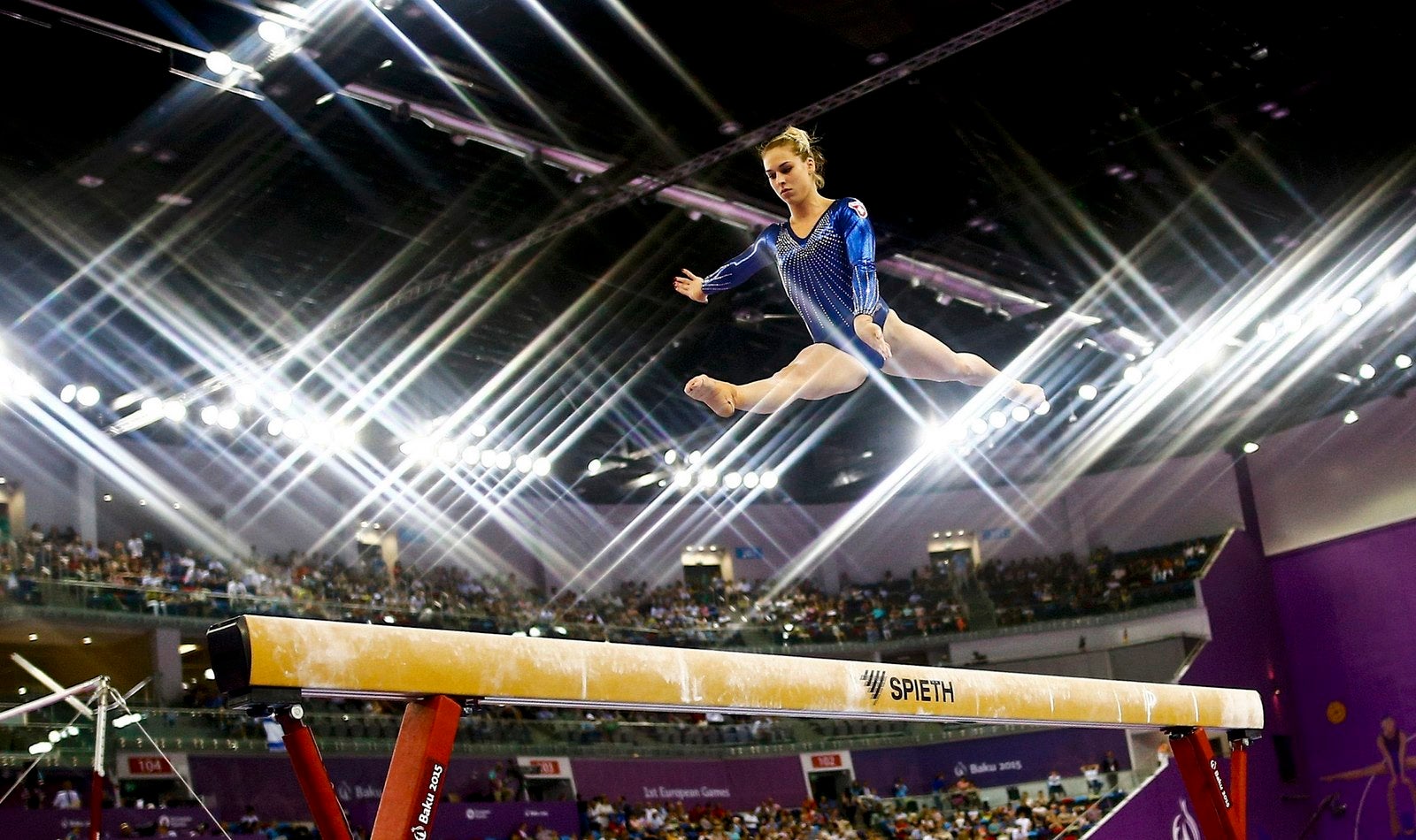 Gimnasia femenina en los Juegos Europeos en Bakú, Azerbaiyán.