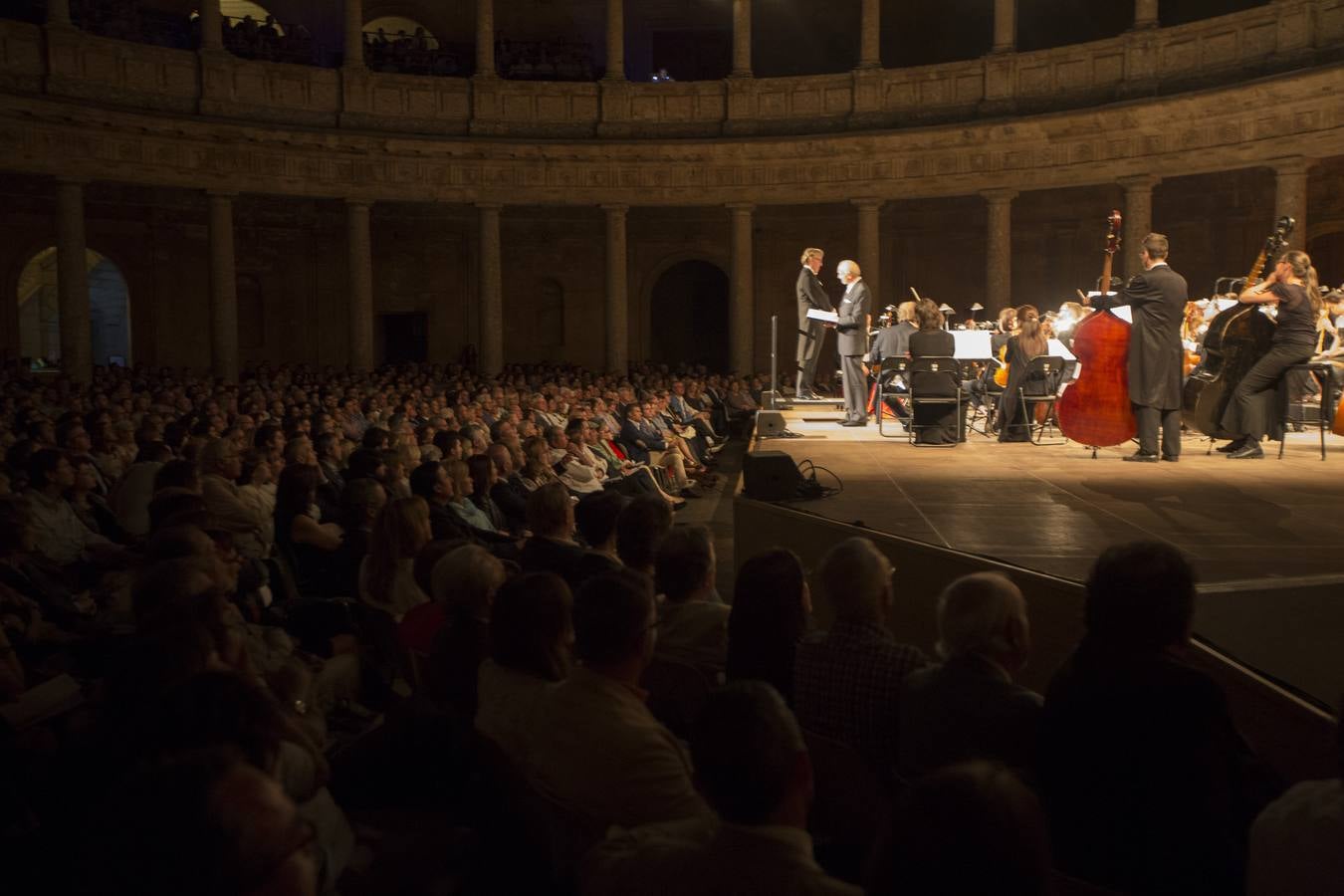La actuación de la Orchester Wiener Akademie en el Palacio de Carlos V