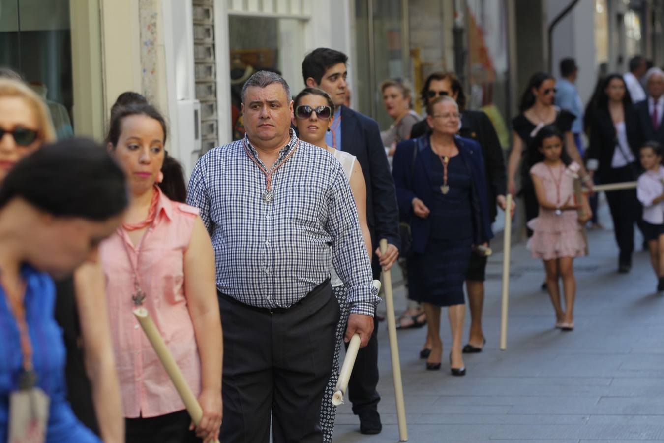 La Virgen del Rosario vuelve a &#039;su&#039; Carrera del Darro