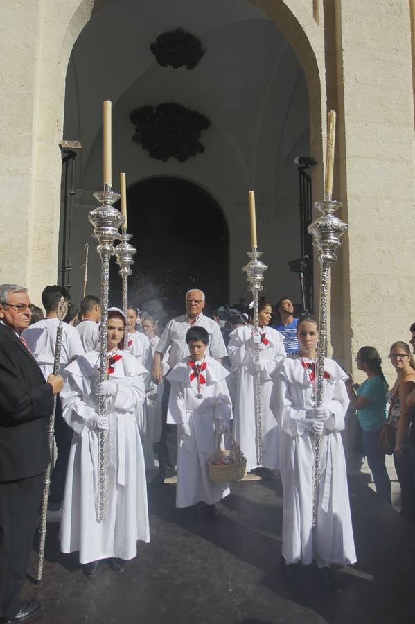 La Virgen del Rosario vuelve a &#039;su&#039; Carrera del Darro