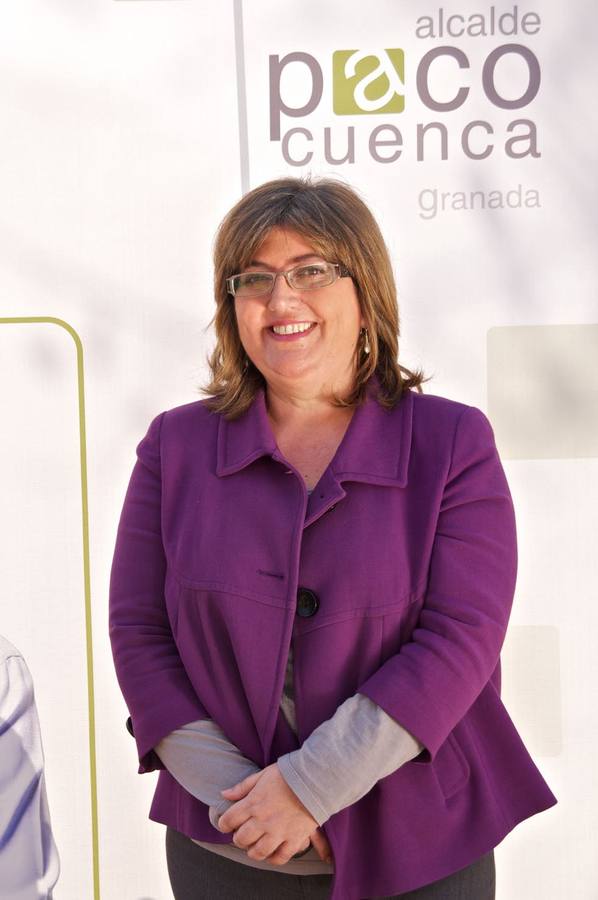 Fátima Gómez. PSOE. Licenciada en Derecho y concejala en el Ayuntamiento Granada. Estrechamente vinculada a los movimientos vecinales de la capital.