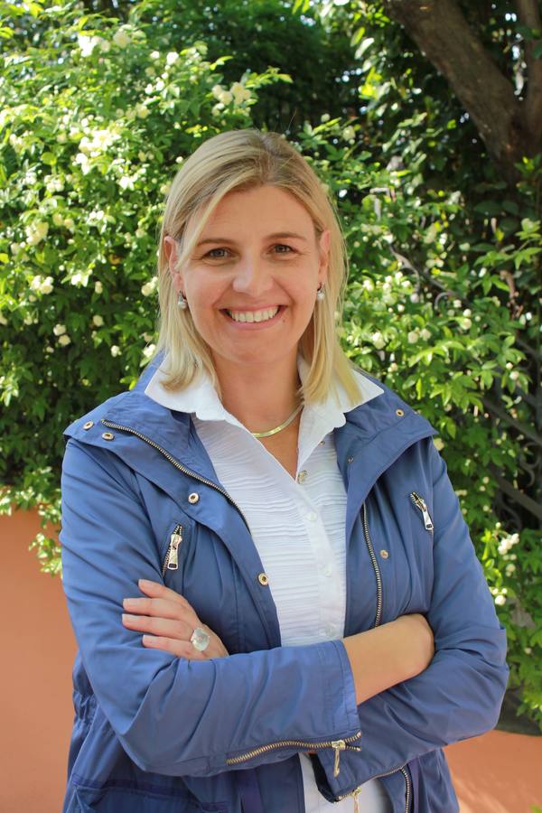 Inmaculada Hernández. PP. Alcaldesa del ayuntamiento de La Zubia entre octubre de 2014 y mayo 2015. Diputada provincial desde 2011 hasta la fecha. Ha llevado, entre otras, la delegación de Economía.