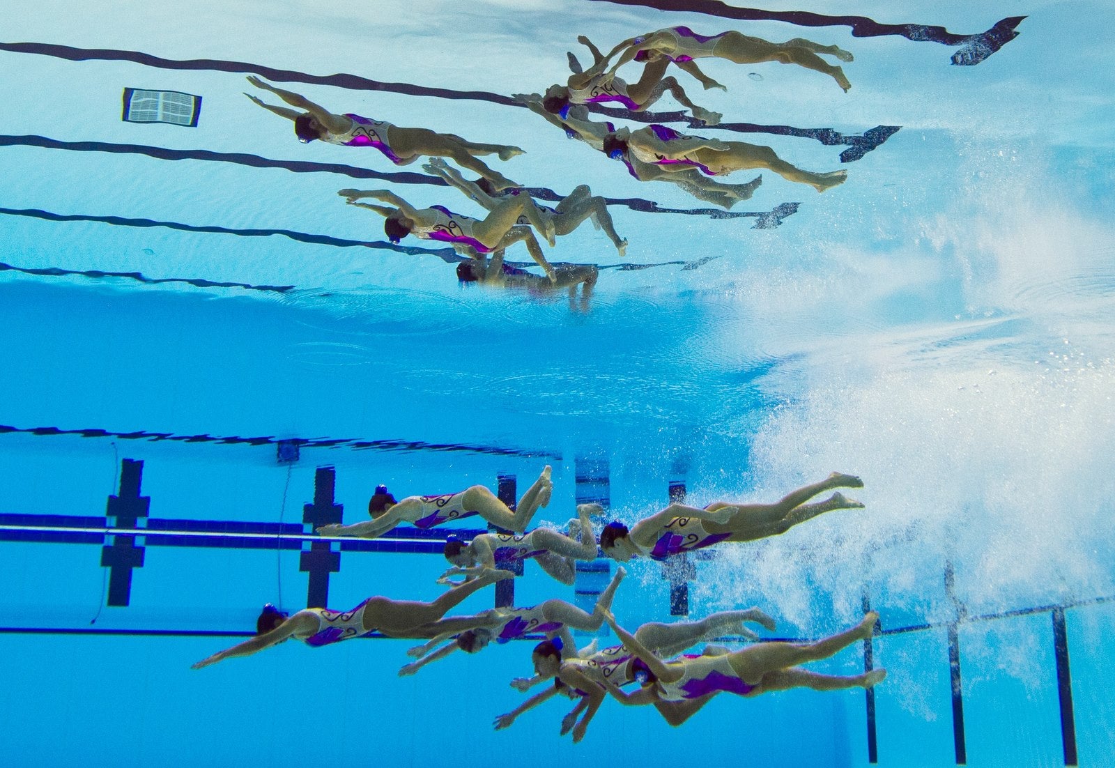 Las nadadoras sincronizadas argentinas compiten durante los Juegos Panamericanos de 2015 en Toronto, Ontario.