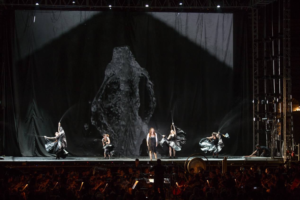 La Fura renueva el conjuro de Falla (I)