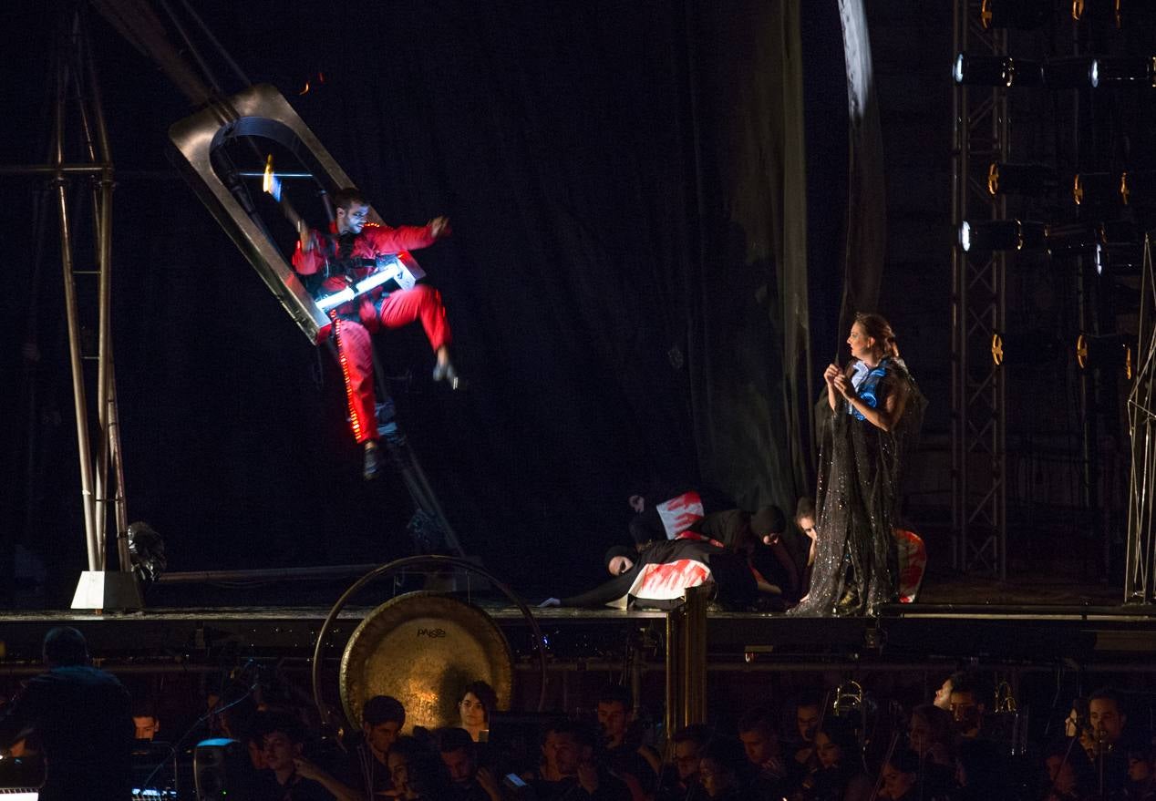 La Fura renueva el conjuro de Falla (II)