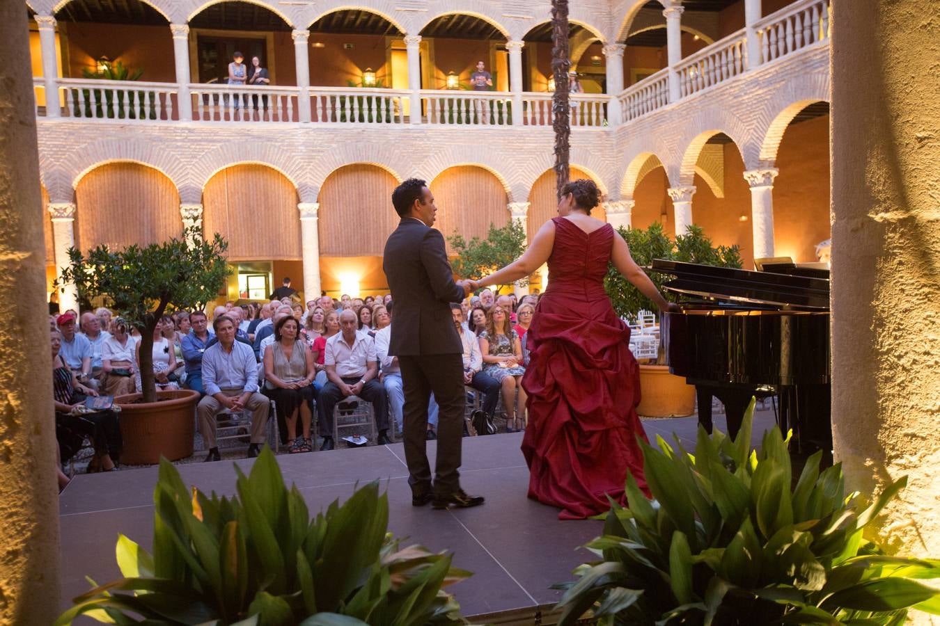 Ópera y zarzuela en el claustro del Santa Paula