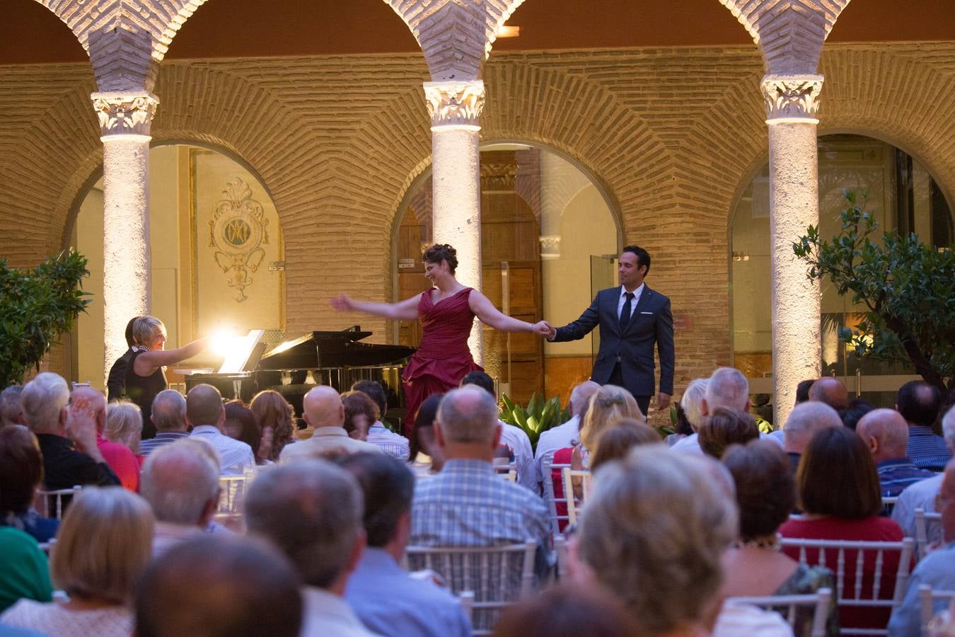 Ópera y zarzuela en el claustro del Santa Paula