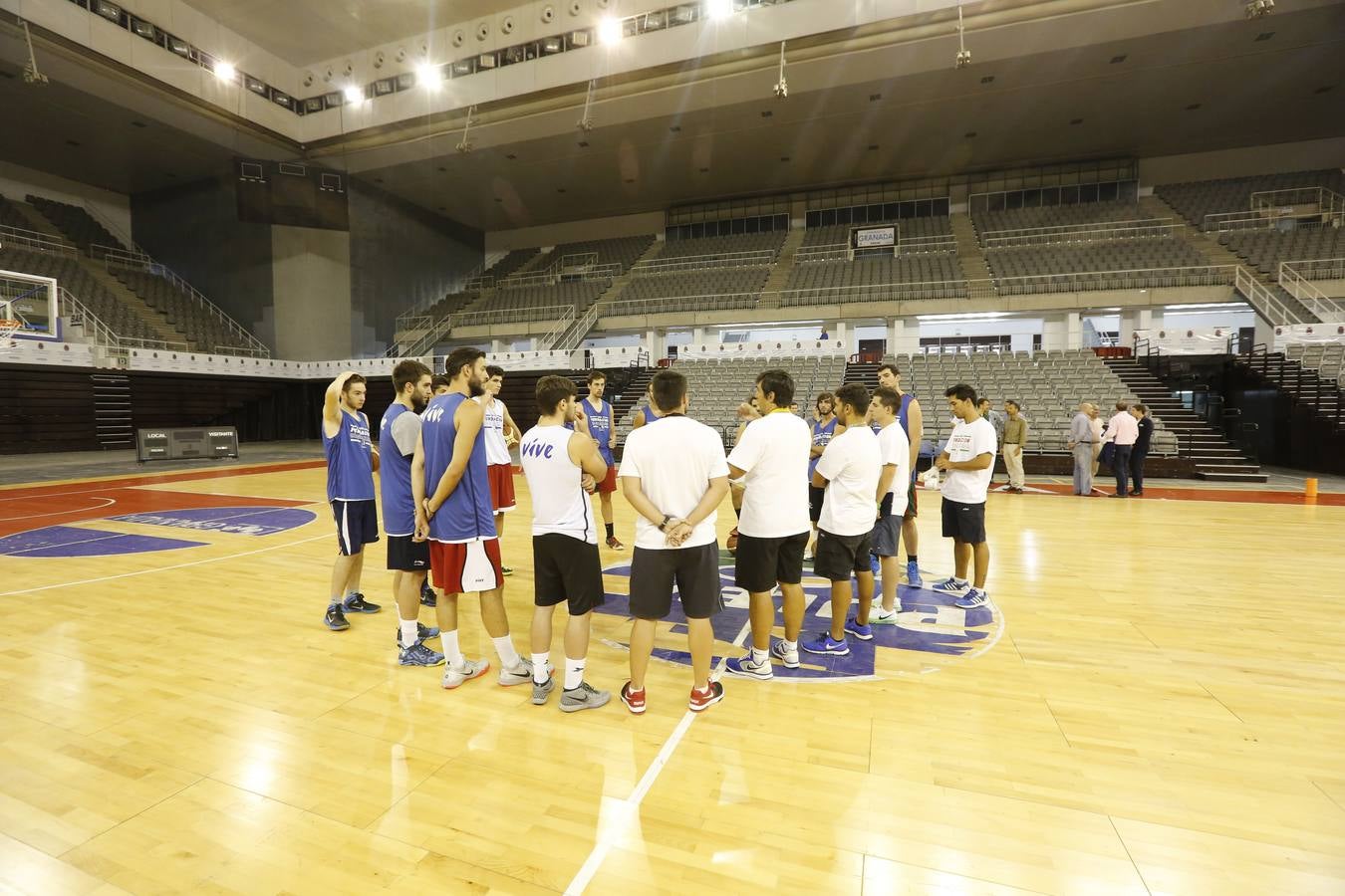 El balón ya bota en el Palacio