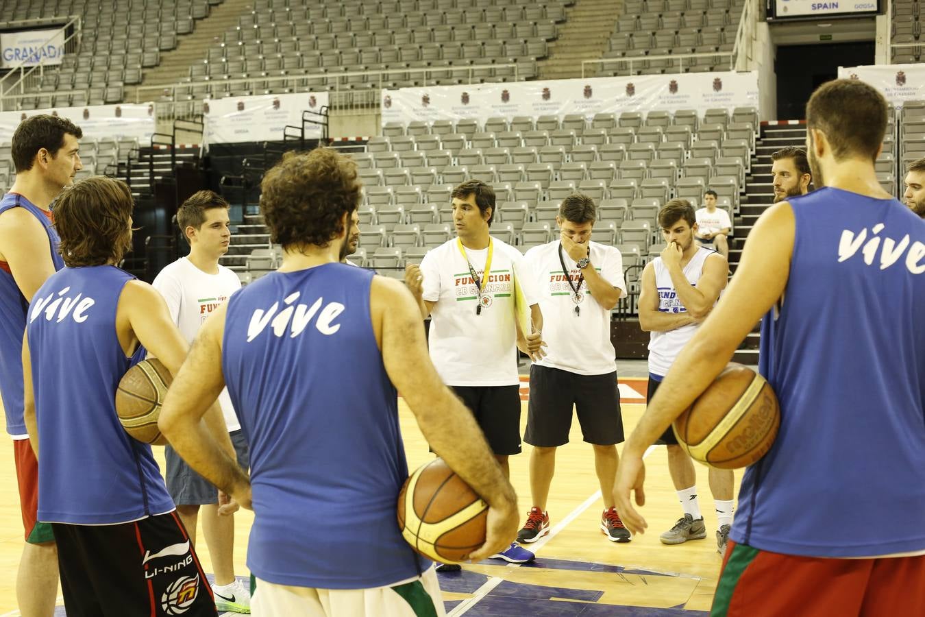 El balón ya bota en el Palacio