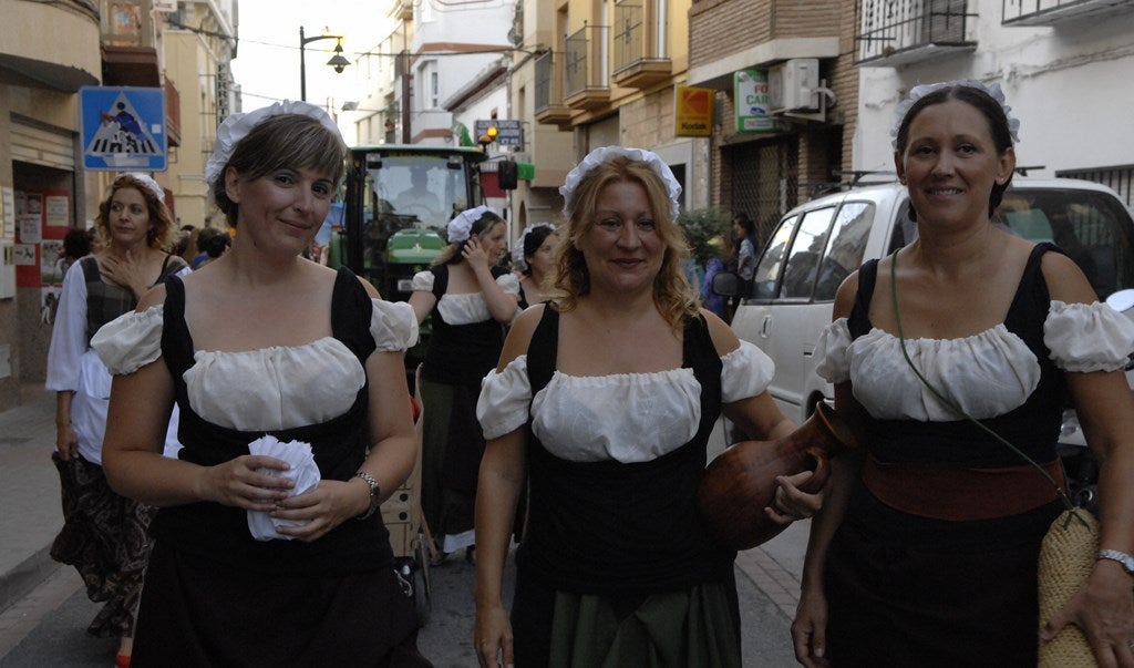 Dúrcal, el pueblo de los &#039;gigantes&#039; y &#039;cabezudos&#039;