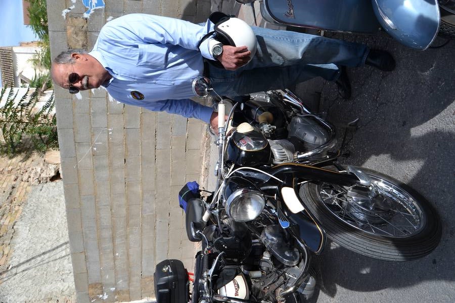 Salida de la XVIII Concentración de Motos Clásicas de Pinos Puente