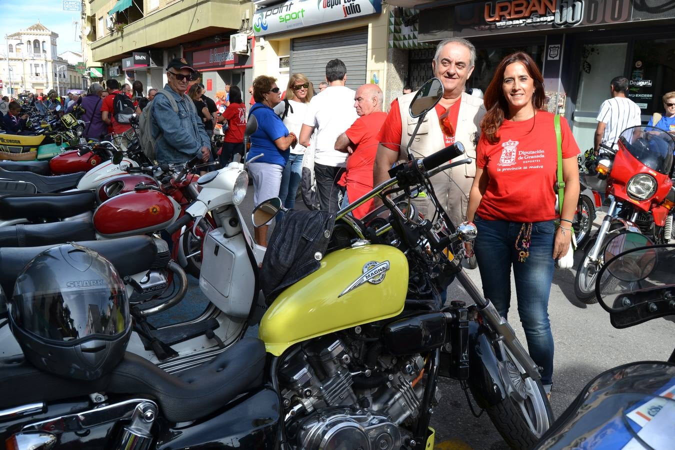 Salida de la XVIII Concentración de Motos Clásicas de Pinos Puente