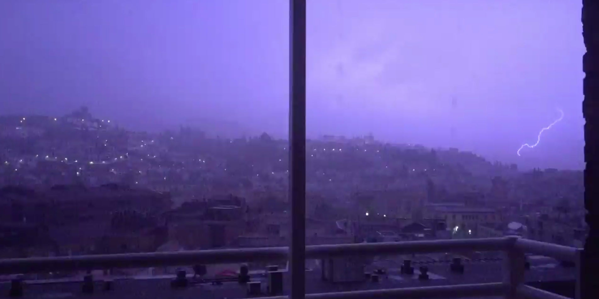 La secuencia de la caída de un rayo en la Alhambra