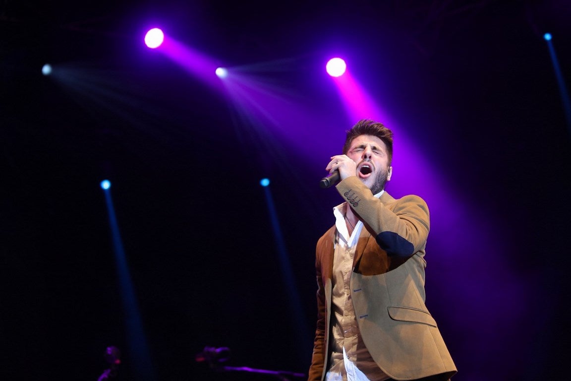 Antonio José encandiló a 3.000 fans