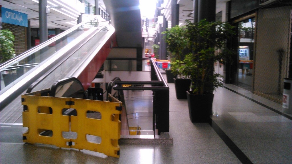 Un centro comercial pendiente de su futuro