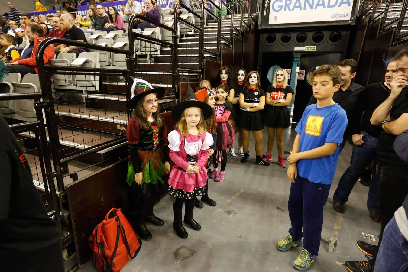 La agonía devuelve el liderato