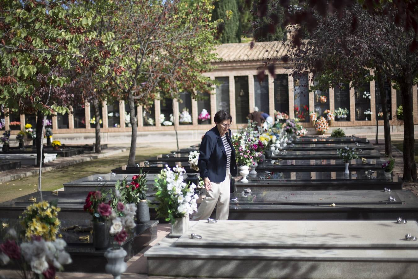 Todas las músicas en el cementerio