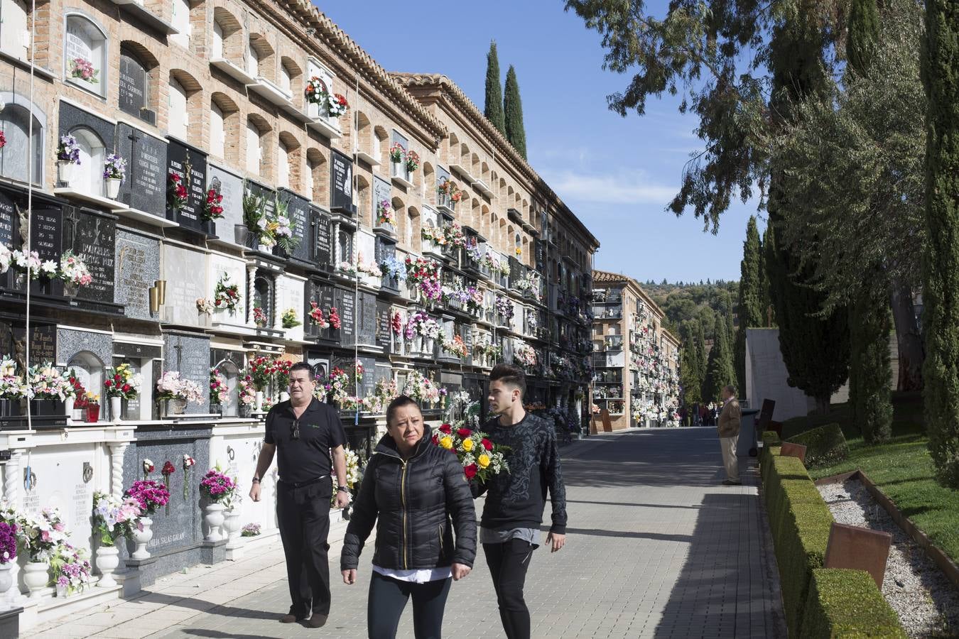 Todas las músicas en el cementerio