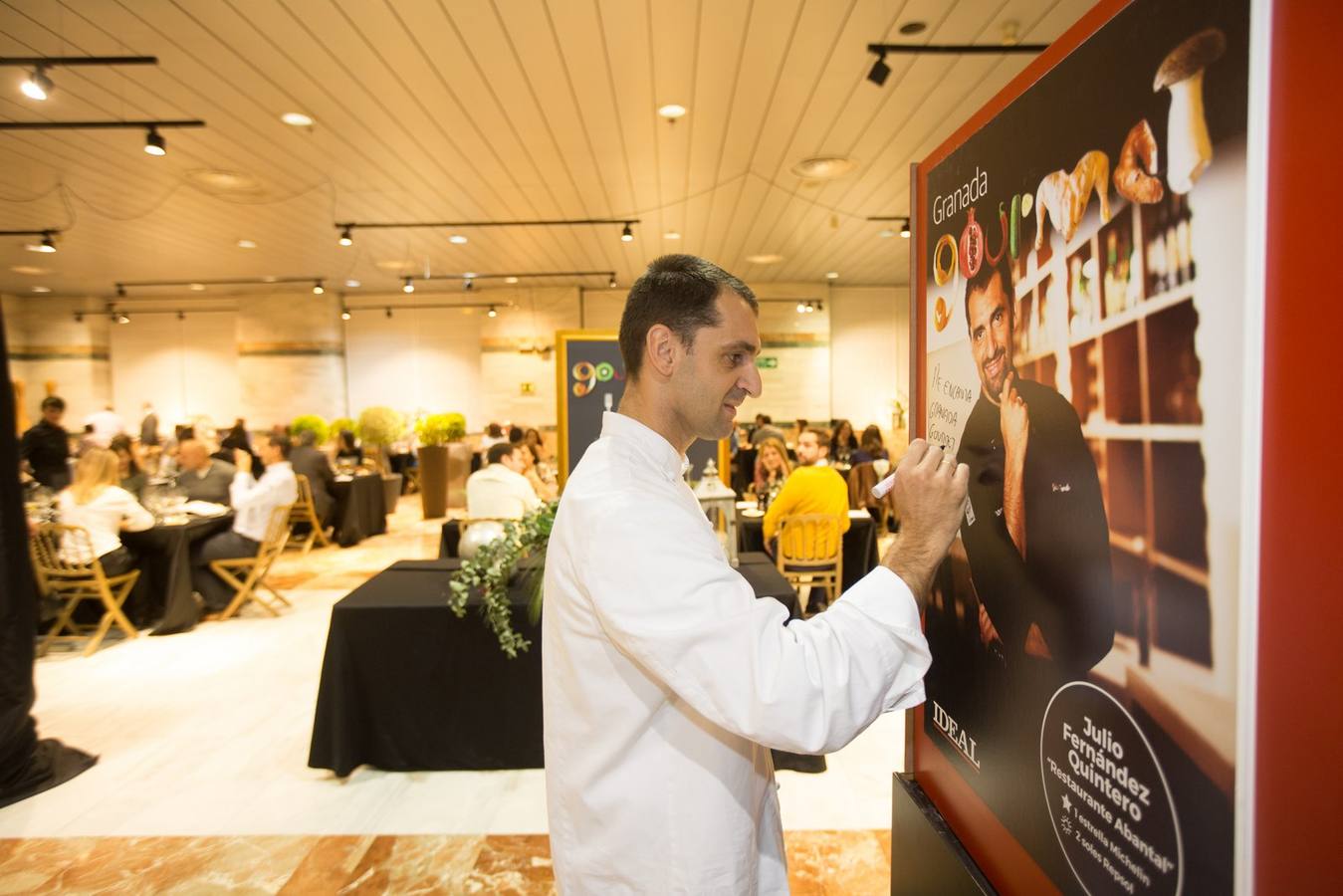 Cena de Julio Fernández