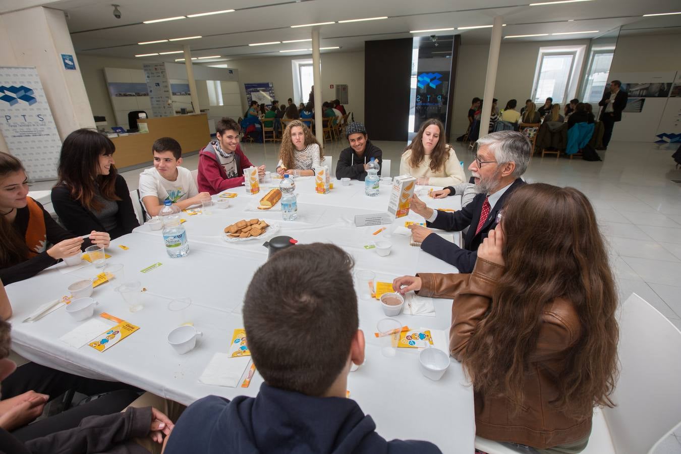 Vuelven los &#039;Cafés con Ciencia&#039; a Granada