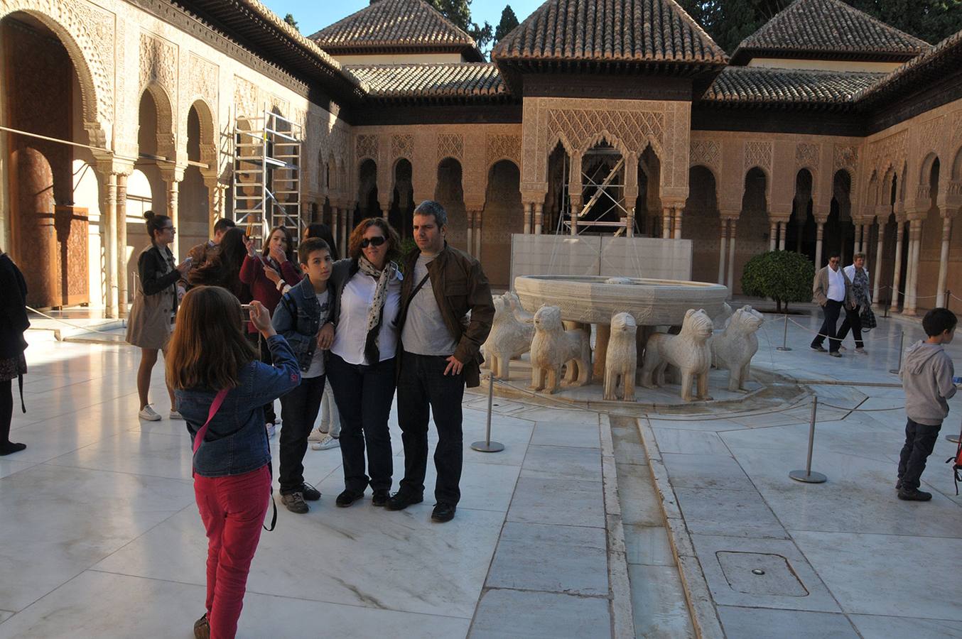 Granada &#039;llena&#039; los monumentos en el Día del Patrimonio