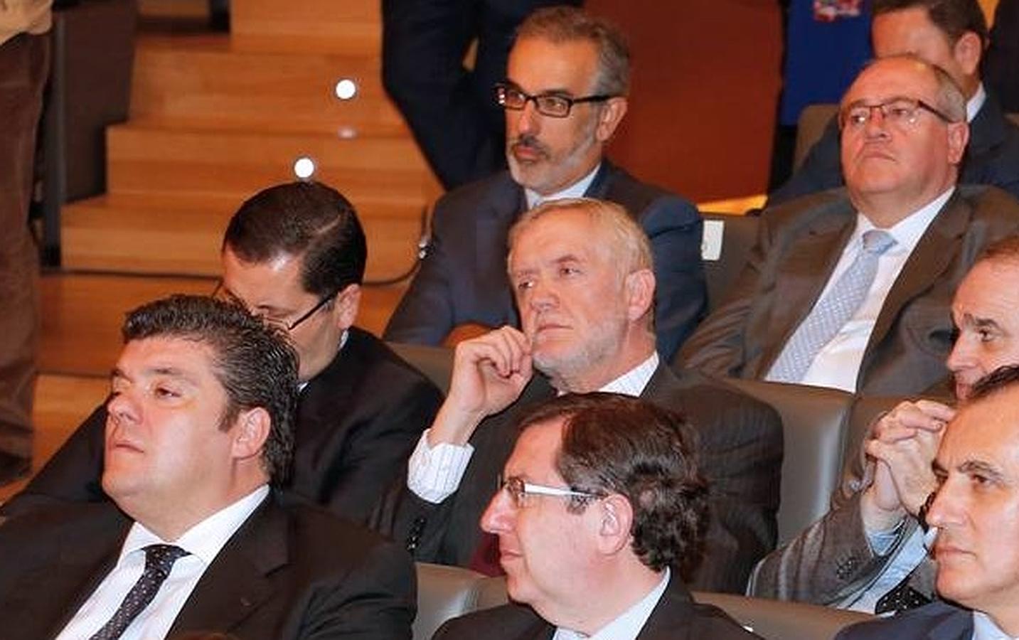 Salvador Curiel, Luis González y, al fondo, el coronel jefe de la Guardia Civil, Manuel Llamas.