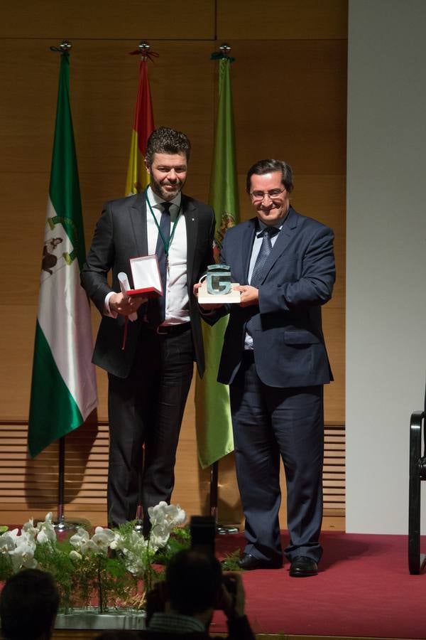 «Es hora de que Granada coja impulso y aborde sin demora los cambios que precisa» (II)