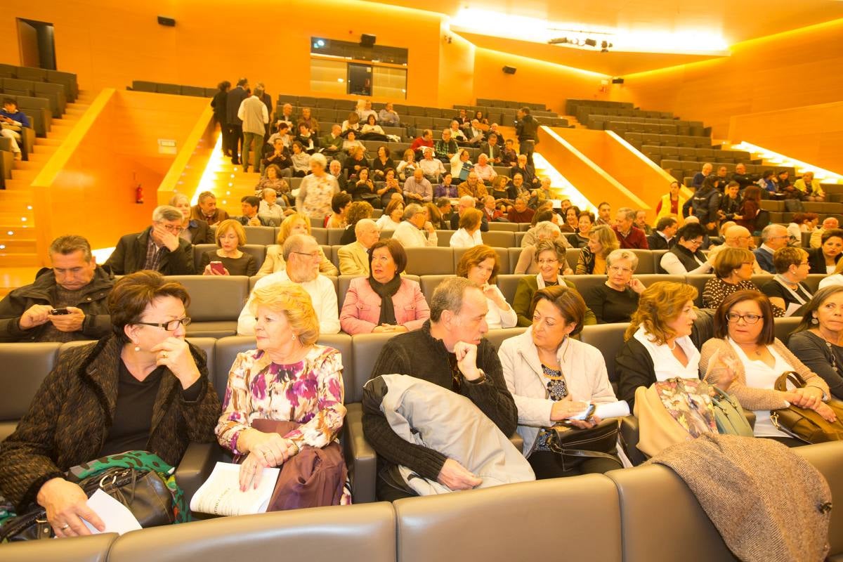 La Junta de Andalucía rinde homenaje al personal jubilado en el ámbito de la Educación