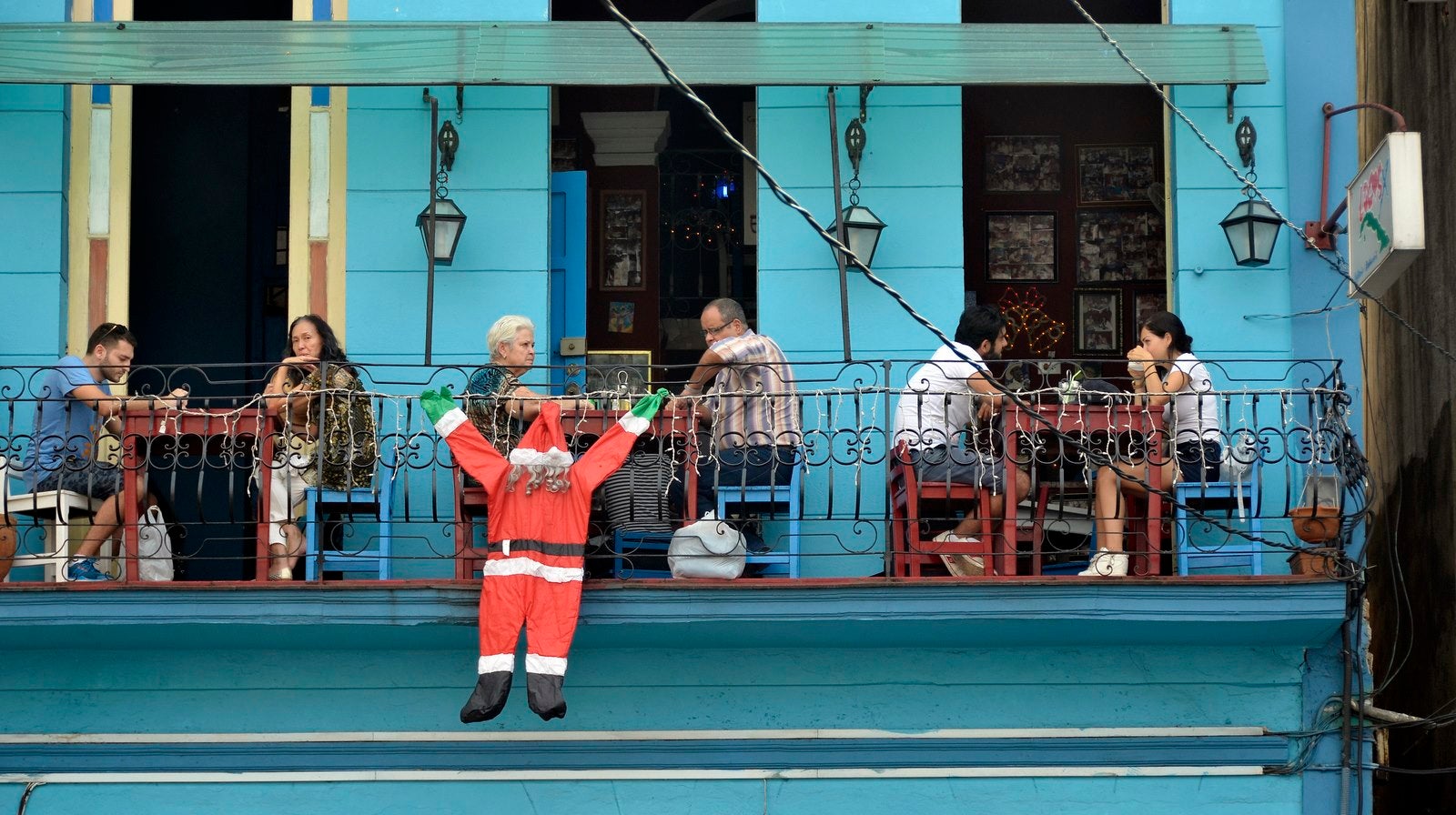 Un Papá Noel en La Habana (Cuba).