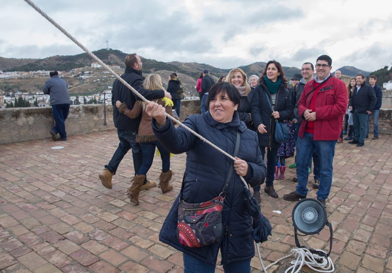 La Torre de la Vela se llena de candidatas para tocar la campana