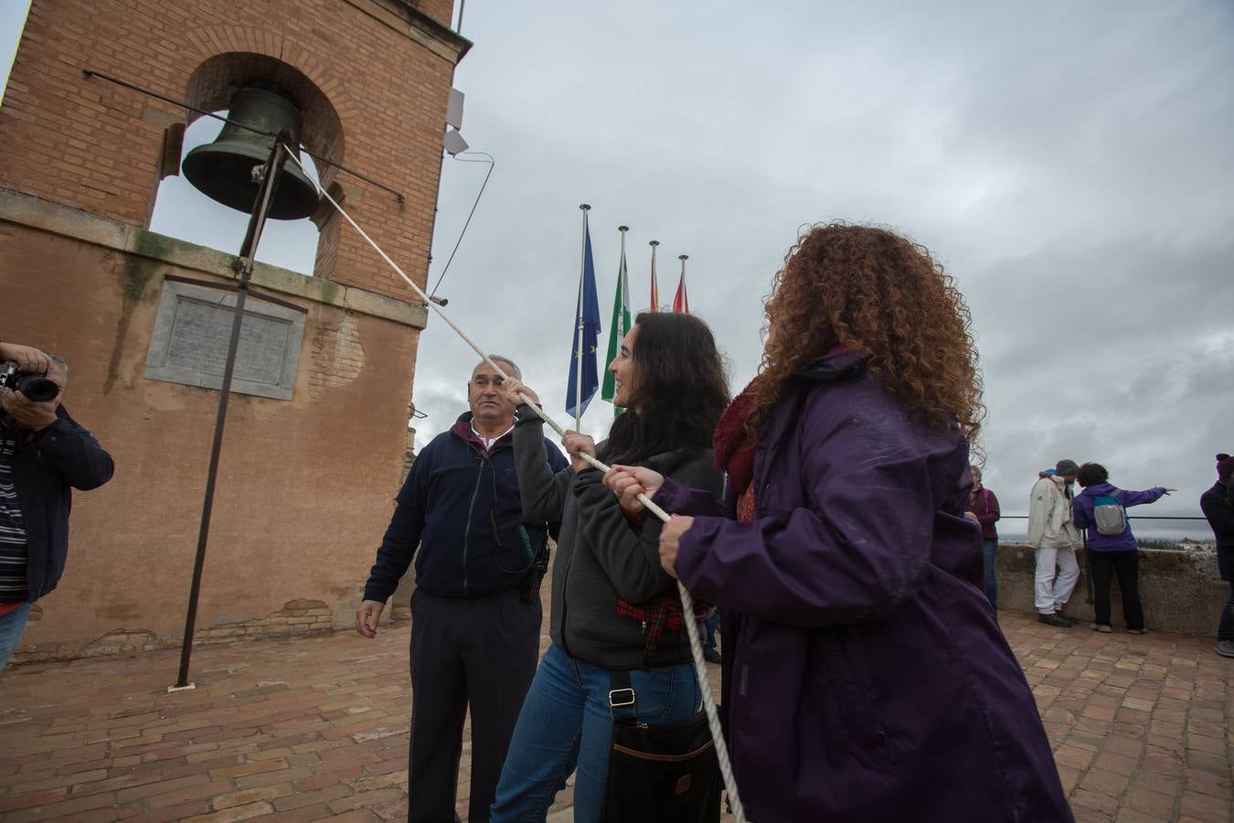 La Torre de la Vela se llena de candidatas para tocar la campana