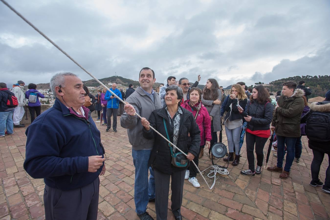 La Torre de la Vela se llena de candidatas para tocar la campana
