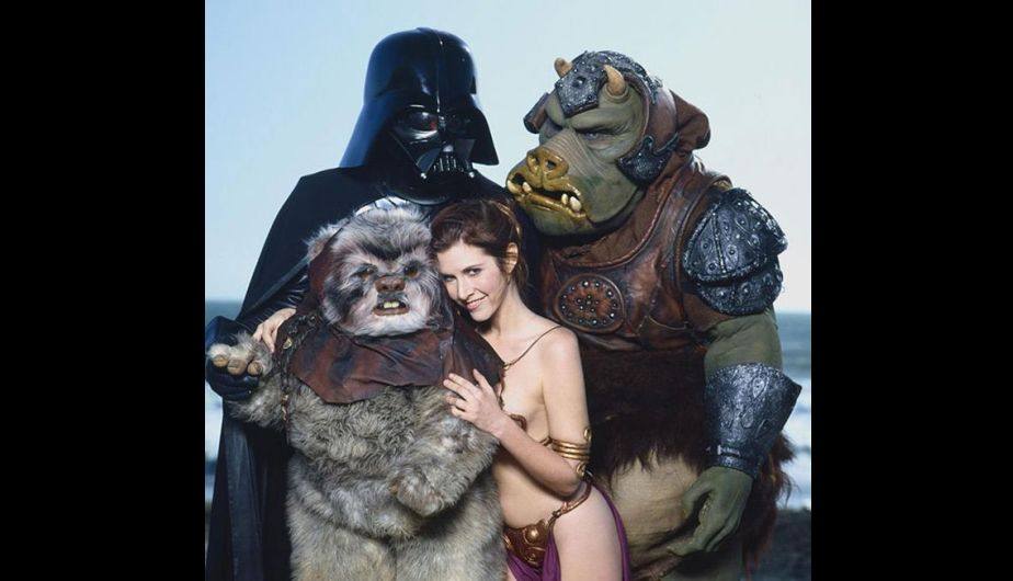 Sesión de fotos de 1983 recuperada por &#039;Rolling Stone&#039;, en la que aparece Carrie Fisher como Leia en la playa