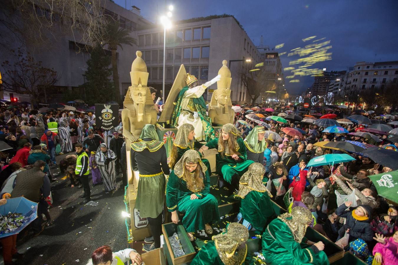 La Cabalgata de Reyes en Granada capital (II)