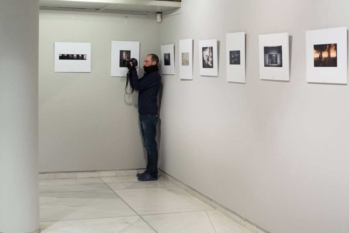 Caja Rural expone las fotografías que &#039;iluminan&#039; Granada