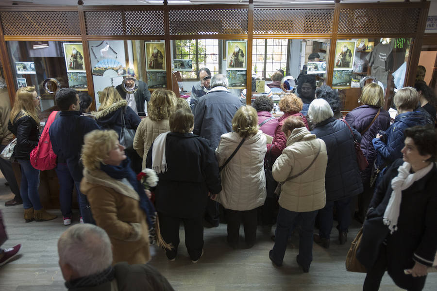 Granada rinde homenaje a fray Leopoldo