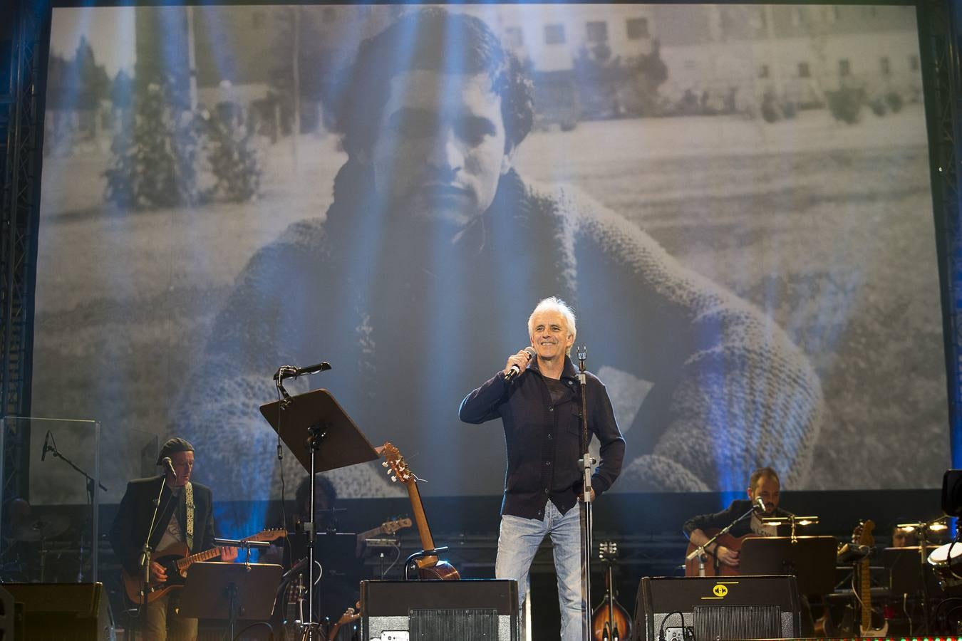 «Viva Carlos Cano vivo»