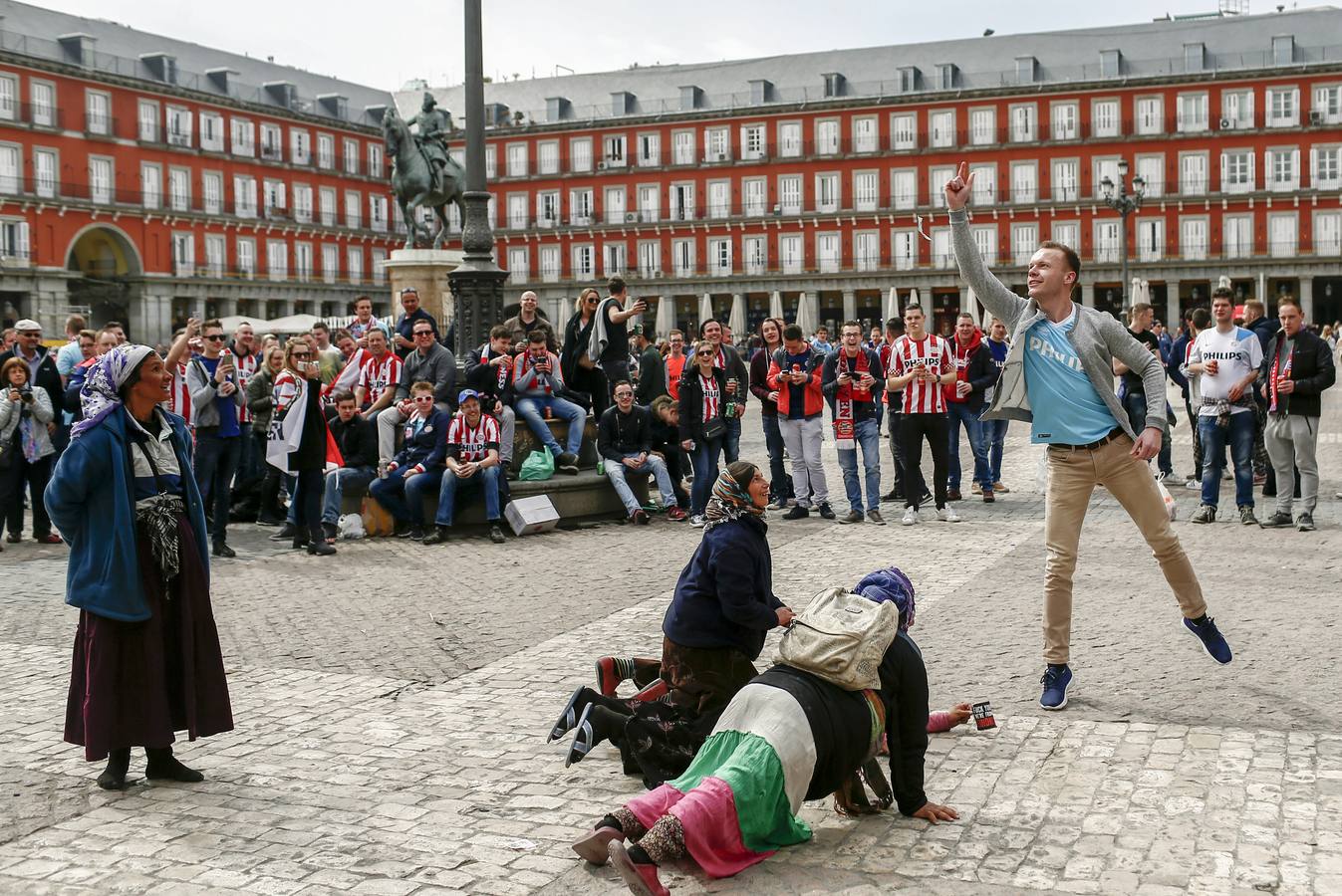 Así viven las rumanas del PSV