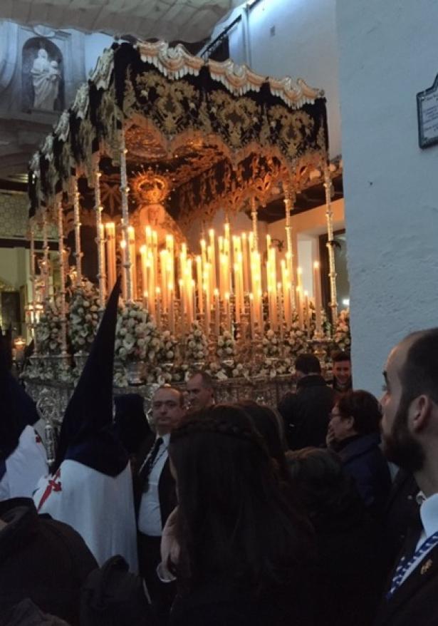 Las imágenes del Lunes Santo, en directo