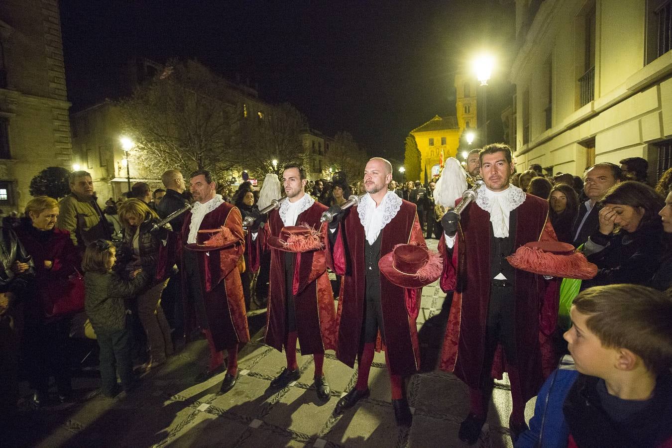 La procesión oficial