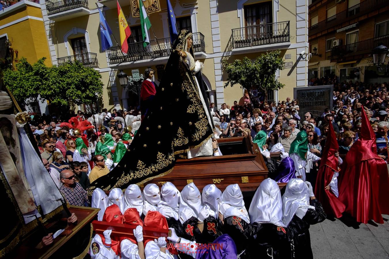 El Paso, por las calles de Almuñécar