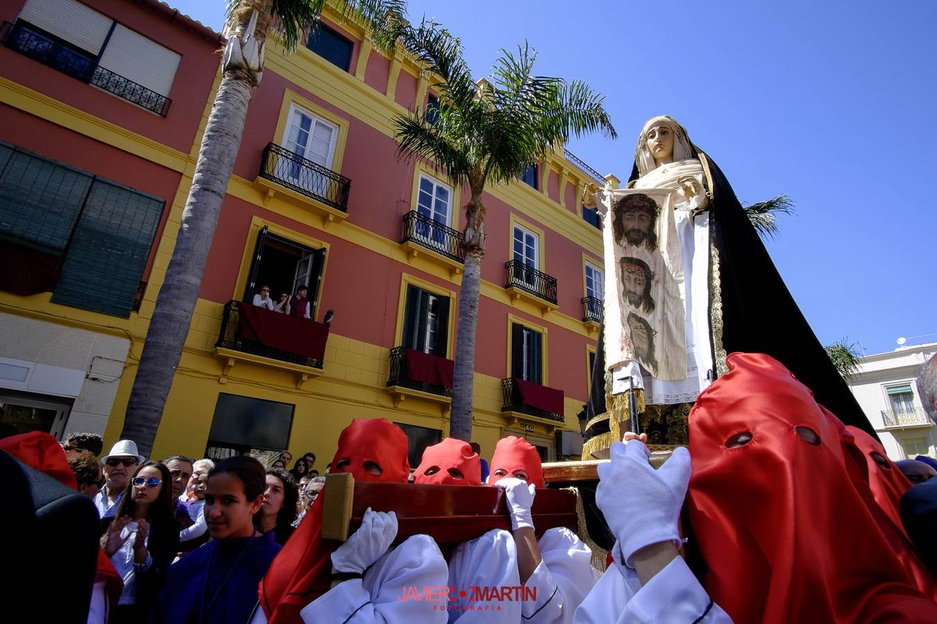 El Paso, por las calles de Almuñécar