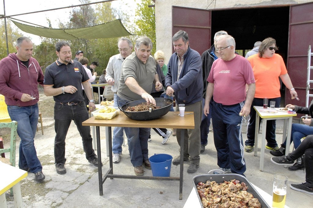 Dúrcal se rinde a los Hornazos